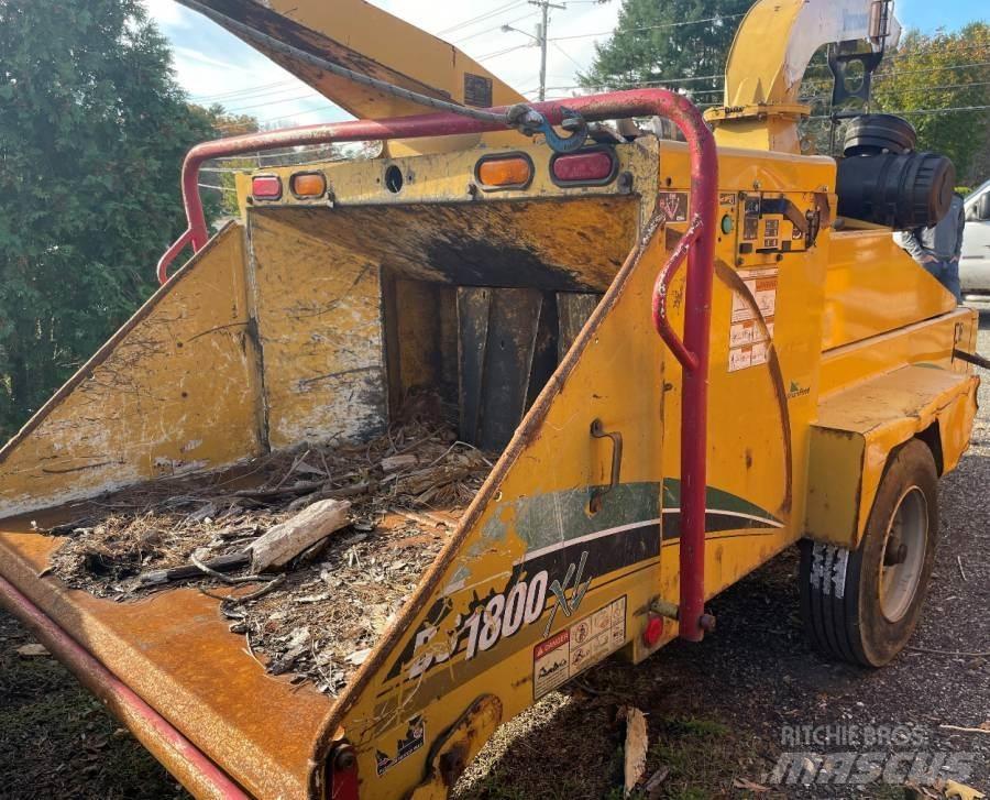 Vermeer BC1800 Drobilci lesa