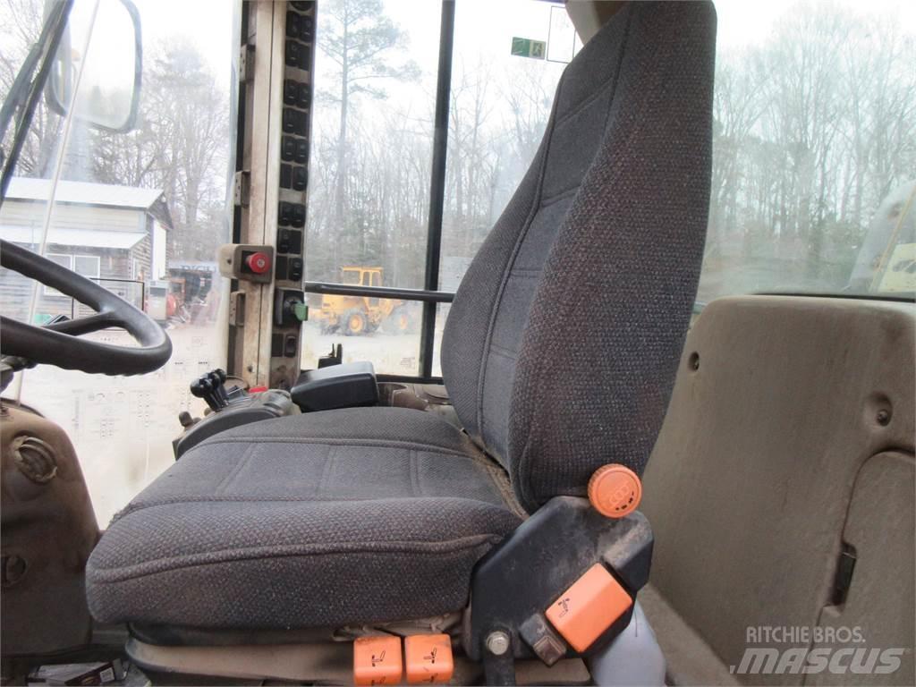 Volvo L90 Kolesni nakladalci