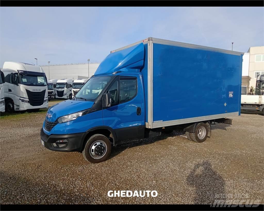 Iveco 35C16 Zabojni kombi