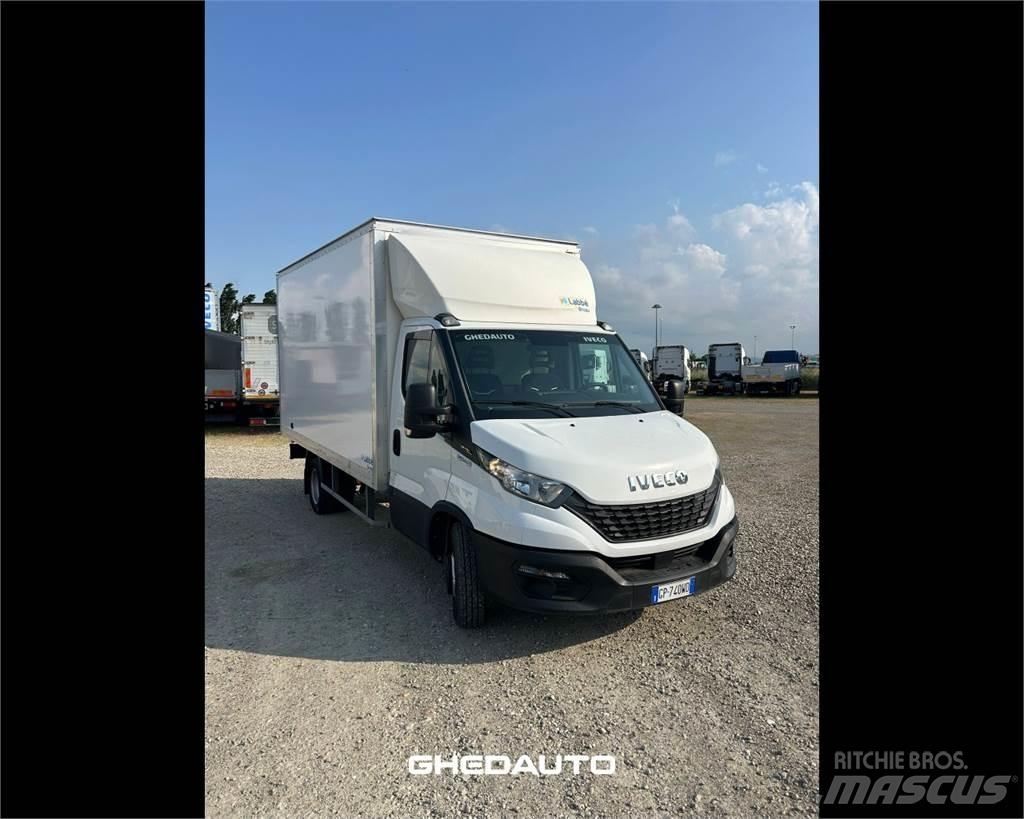 Iveco 35C16 Zabojni kombi