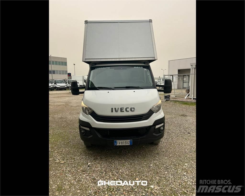 Iveco 35C18 Zabojni kombi
