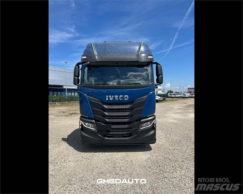 Iveco AS260S48S Tovornjaki zabojniki