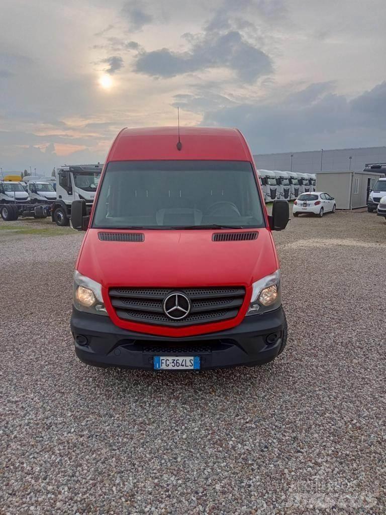Mercedes-Benz SPINTER Zabojni kombi
