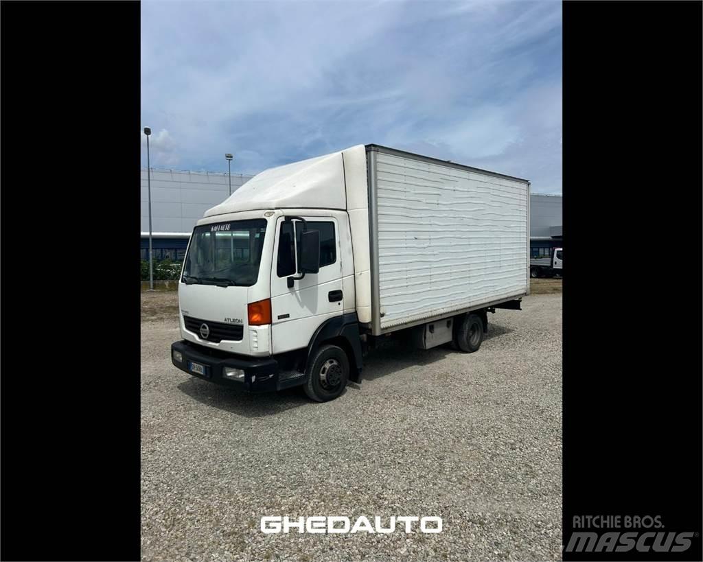 Nissan Atleon 35 2006 Zabojni kombi