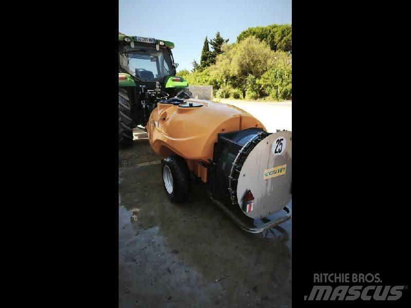 Calvet AR 2000 Samohodne škropilnice