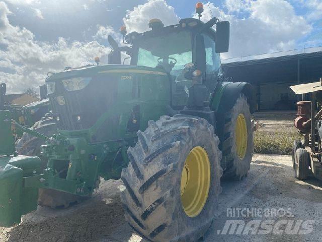 John Deere 6230R Traktorji