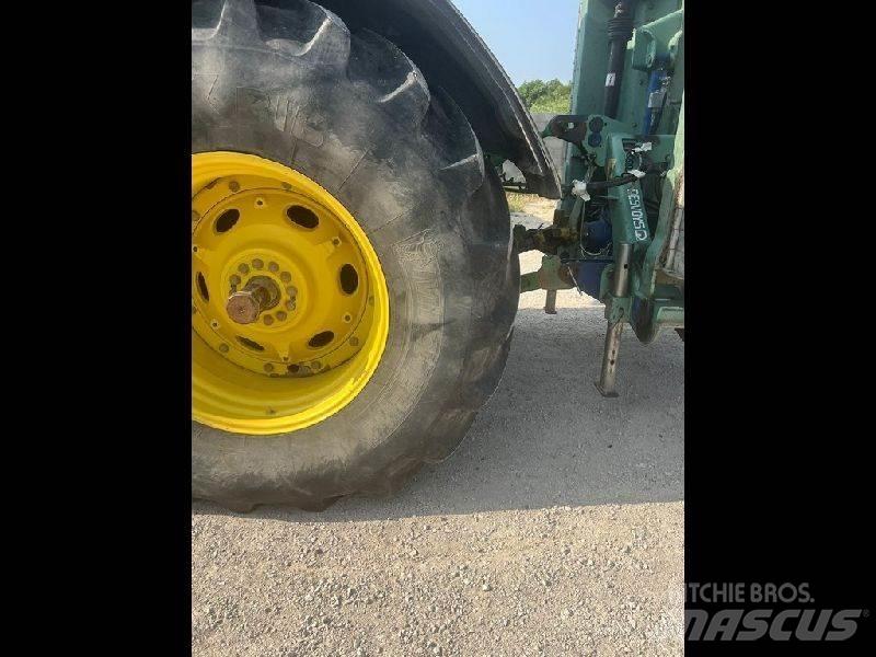 John Deere 7250R Traktorji