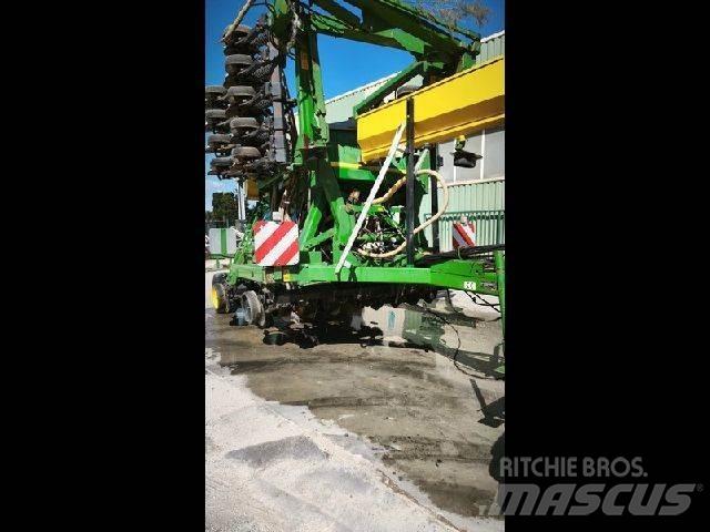 John Deere 750A Drugi stroji in priključki za setev in sajenje
