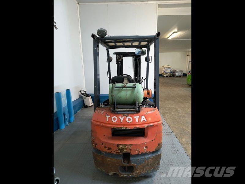 Toyota 7FGF18 Manipulacija materiala - drugo