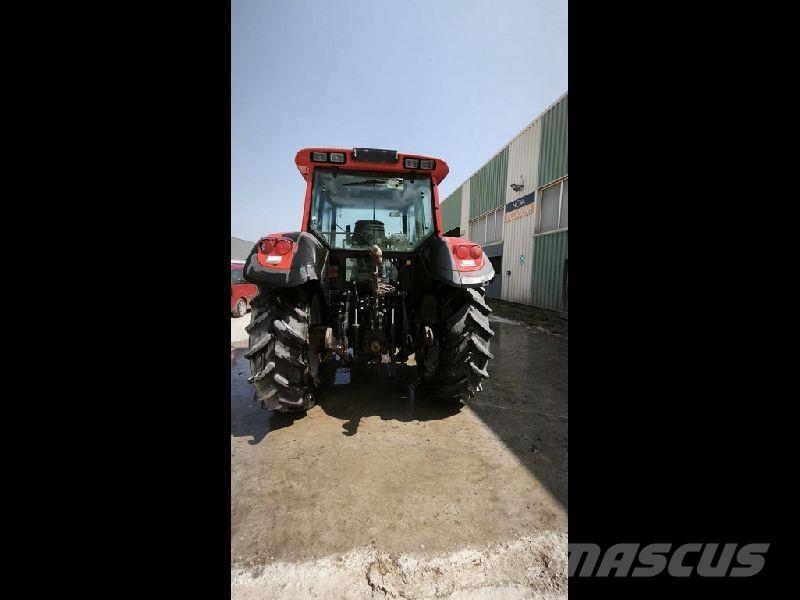 Valtra T140 Traktorji