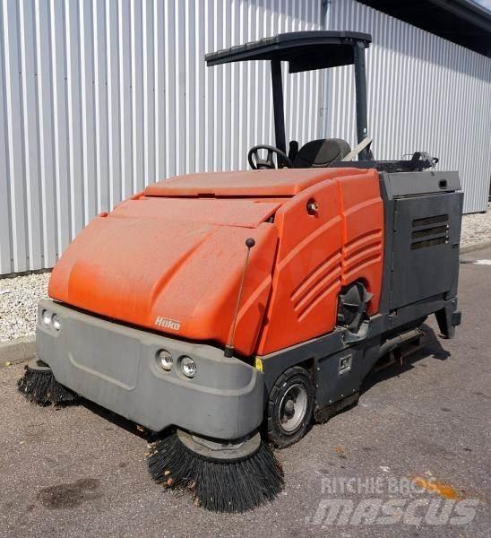 Hako 1800 LPG Kombinirani krtačni pometači