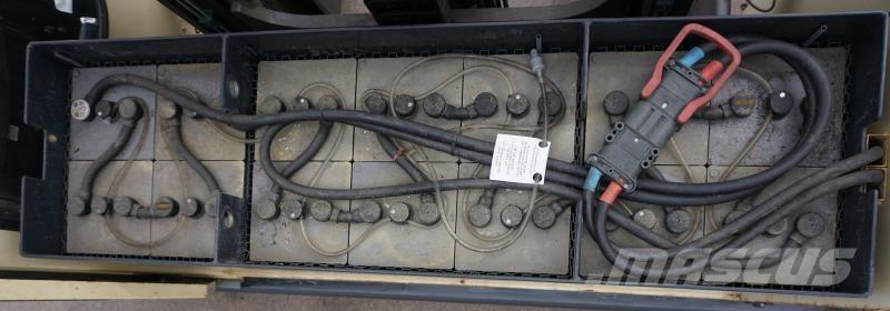 Hubtex S40E Bočni viličari