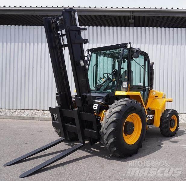 JCB 940-4 Terenski viličar