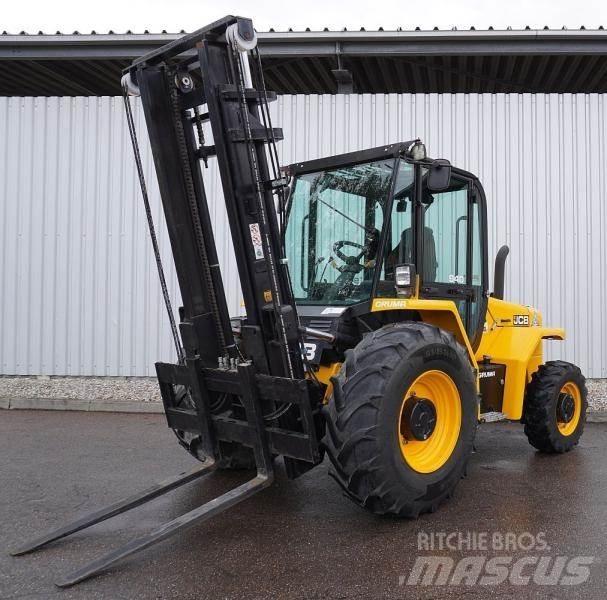 JCB 940-4 Terenski viličar