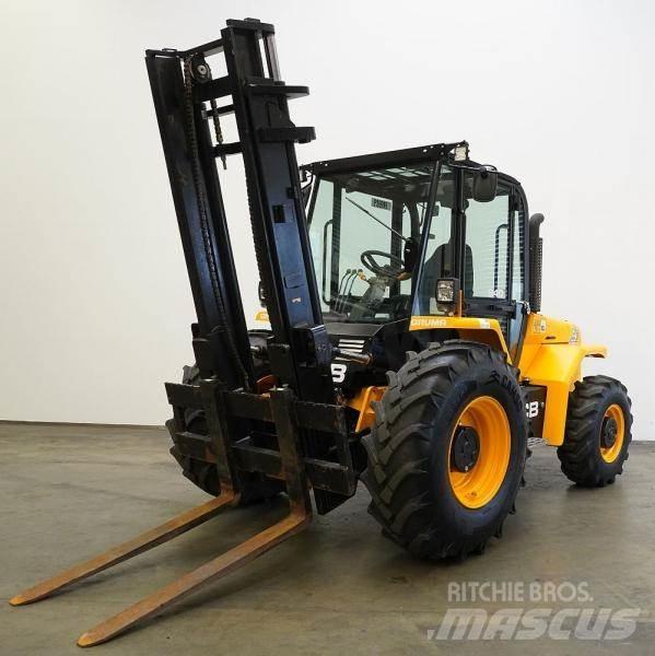 JCB 940-4 Terenski viličar