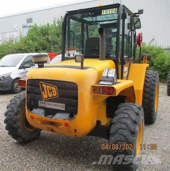 JCB 940-4 Terenski viličar