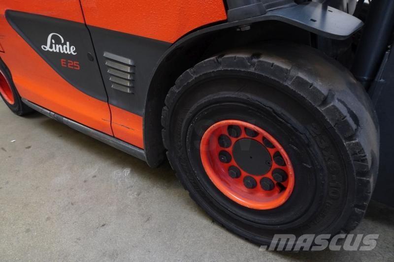 Linde E 25 387 Električni viličarji
