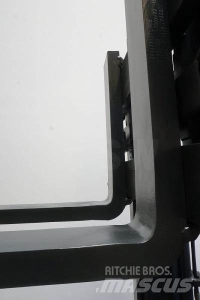 Linde E 30 387 Električni viličarji