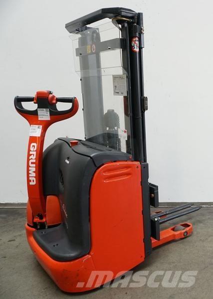 Linde L 10 379 Samopogonski ročni viličarji