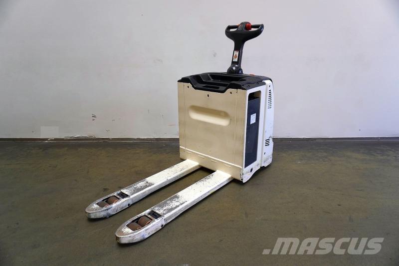 Linde T 30 131 Električni nizko dvižni viličar