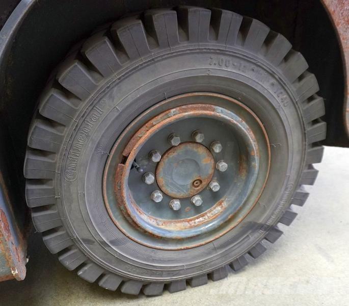 Linde W 20 127 Vlečna vozila