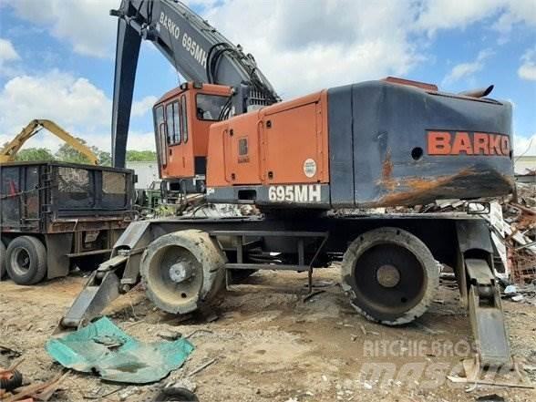 Barko 695MH Bagri za prekladanje primarnih/sekundarnih surovin