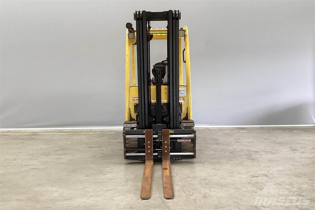 Hyster J2.5XN Električni viličarji