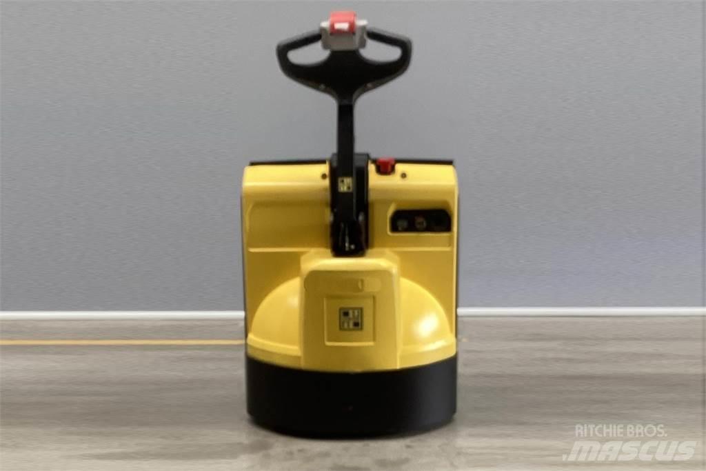 Hyster P1.6 Ročni električni viličar