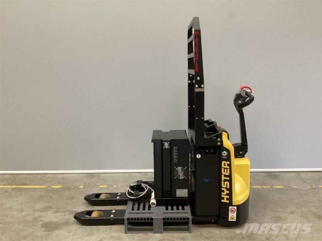 Hyster P2.0 Ročni električni viličar