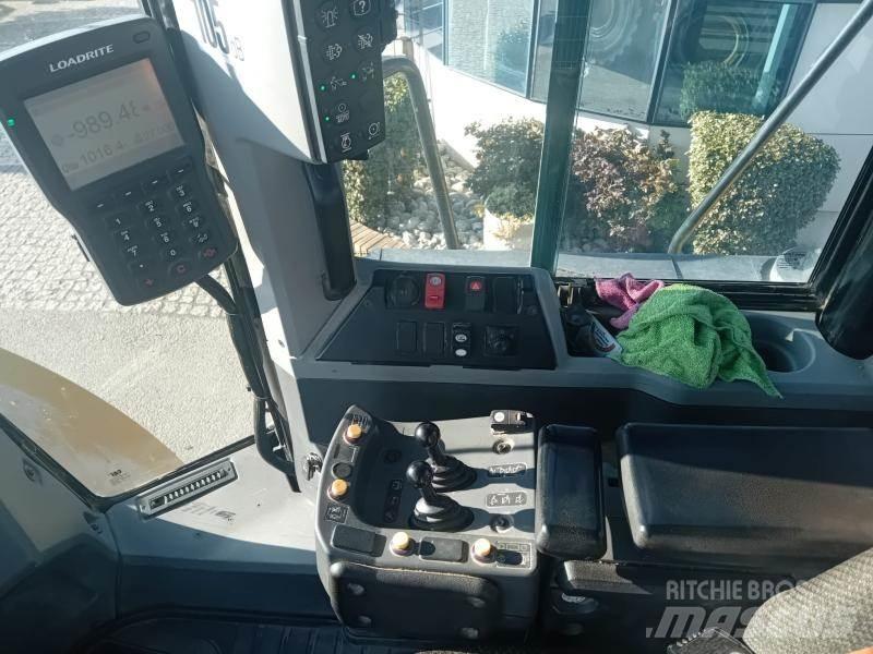 CAT 972K Kolesni nakladalci