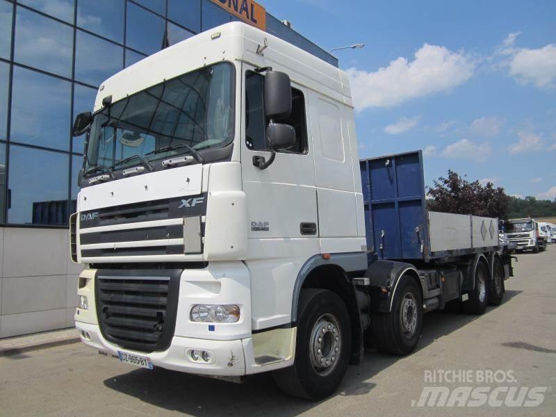 DAF XF105 460 Tovornjaki s kesonom/platojem