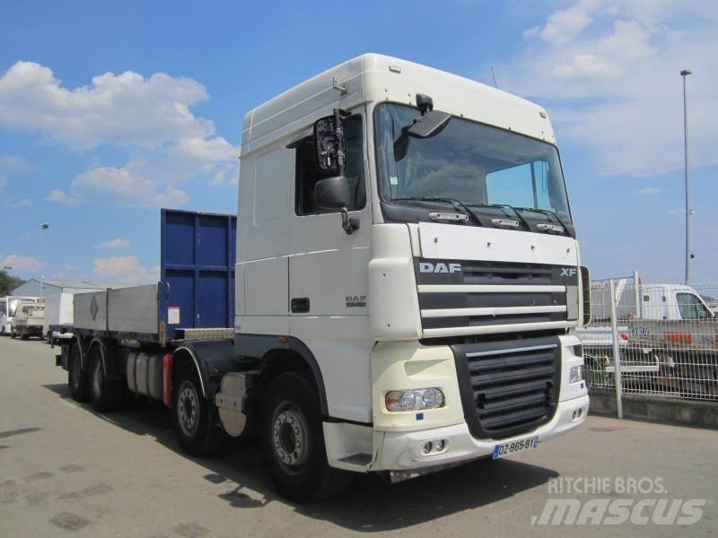 DAF XF105 460 Tovornjaki s kesonom/platojem