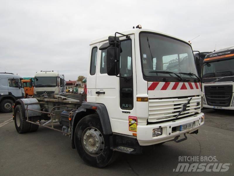 Volvo FL6 19 Razstavljivi tovornjaki z žičnimi dvigali