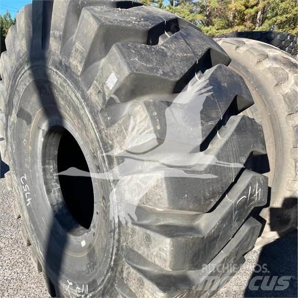BKT 29.5X25 Gume, kolesa in platišča