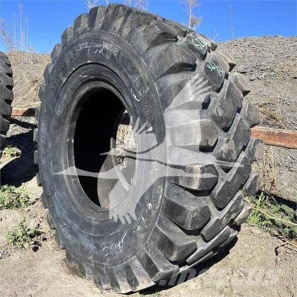  CAMSO 20.5X25 Gume, kolesa in platišča