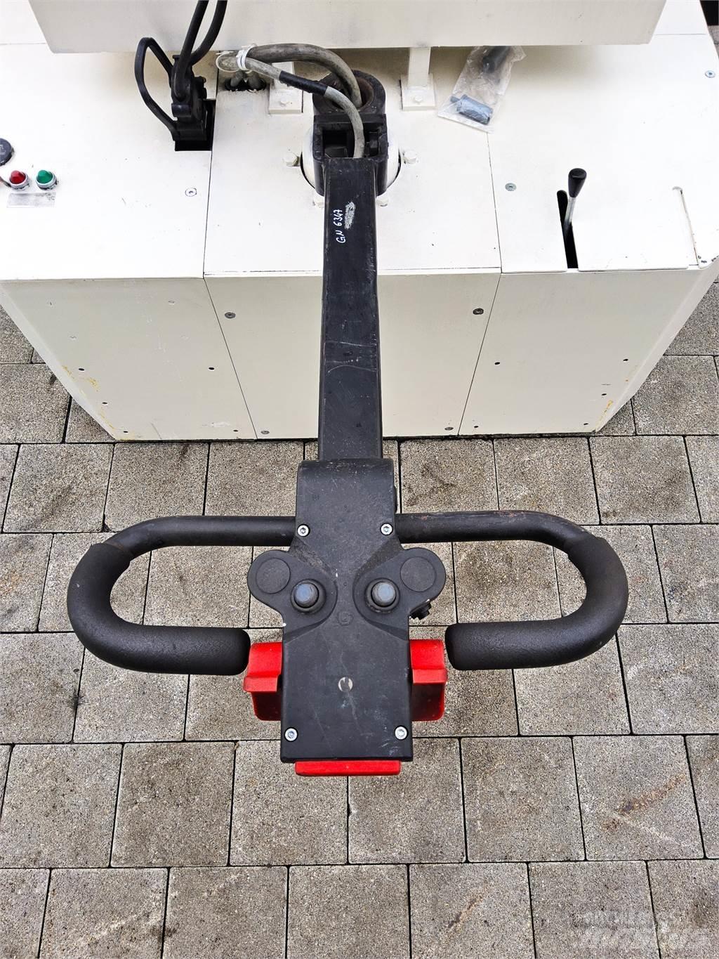 Baka FGY 3000 Ročni električni viličar