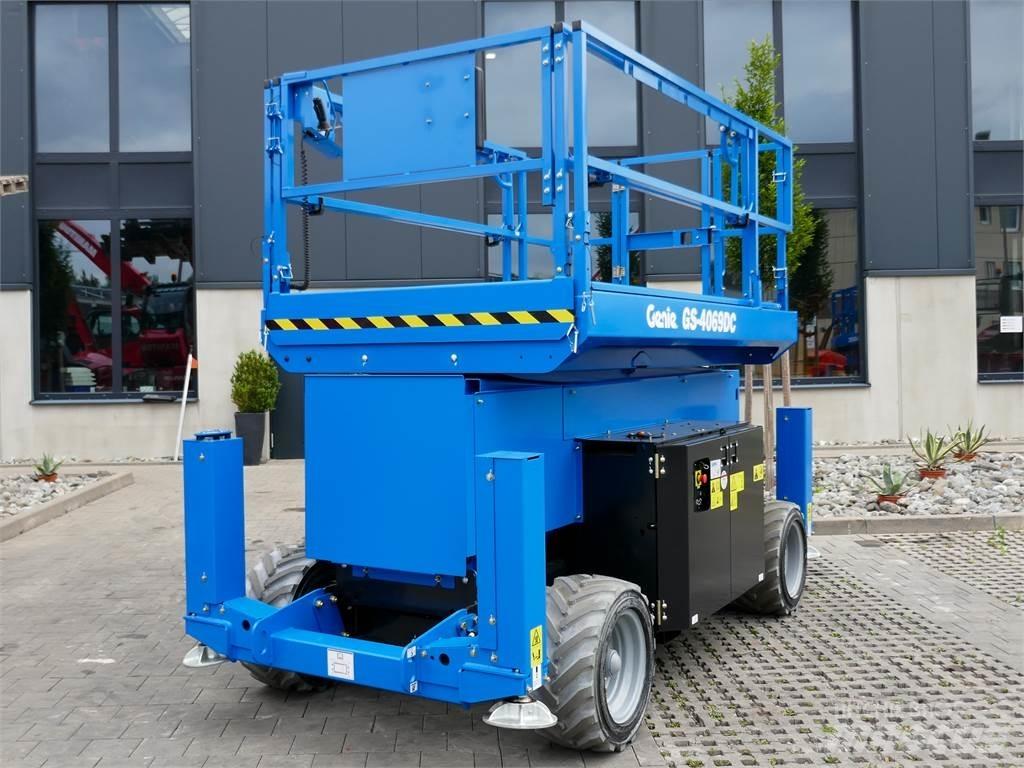 Genie GS 4069 DC Škarjaste dvižne ploščadi