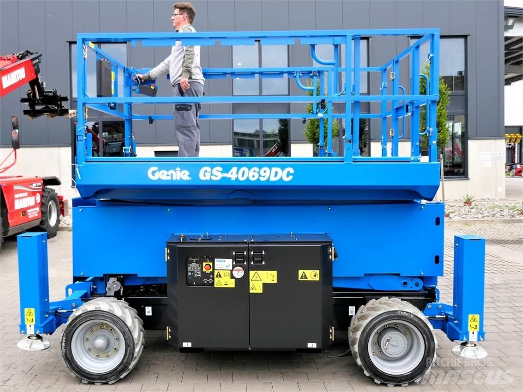 Genie GS 4069 DC Škarjaste dvižne ploščadi