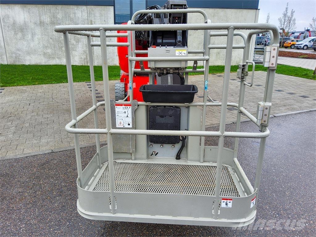 Manitou 150 AETJC Zglobne dvižne ploščadi