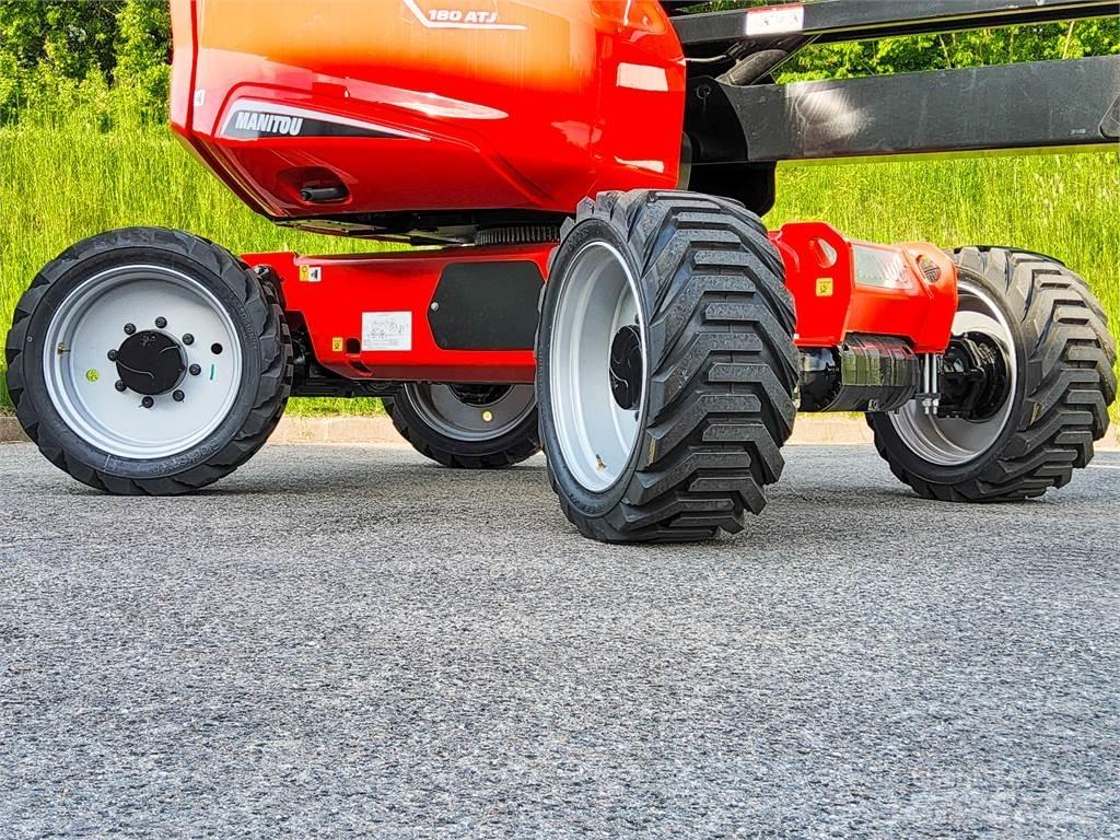 Manitou 180 ATJ Zglobne dvižne ploščadi