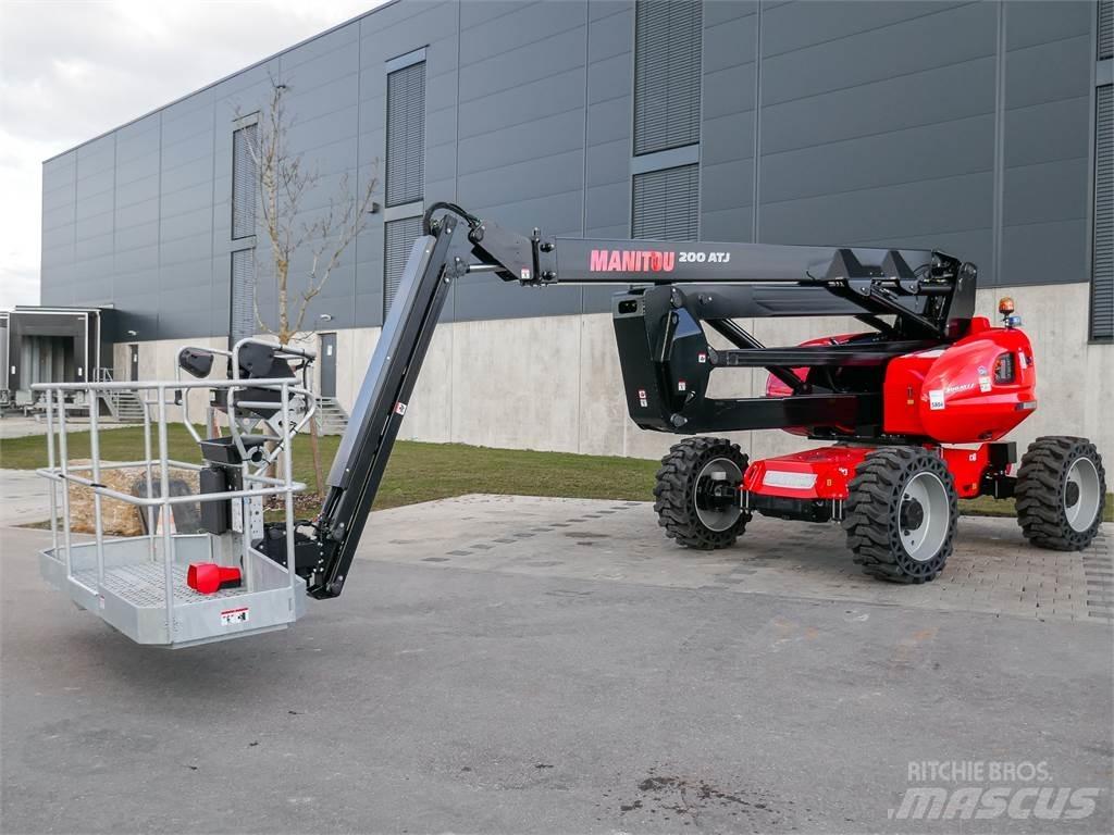 Manitou 200 ATJ Zglobne dvižne ploščadi
