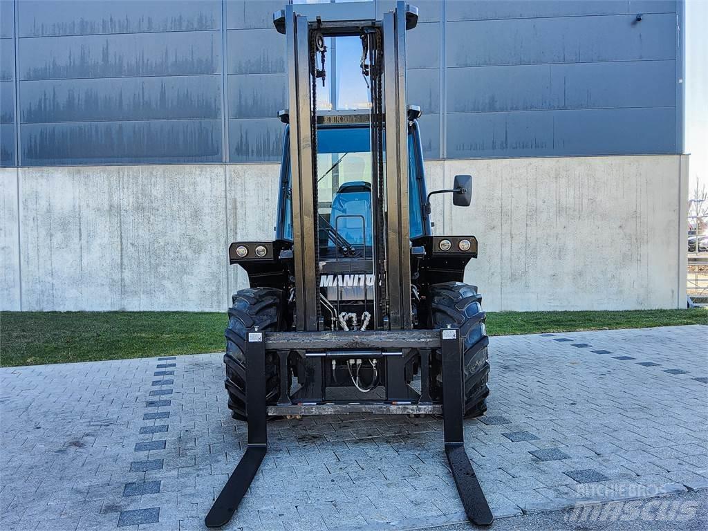 Manitou M 30-4 Terenski viličar