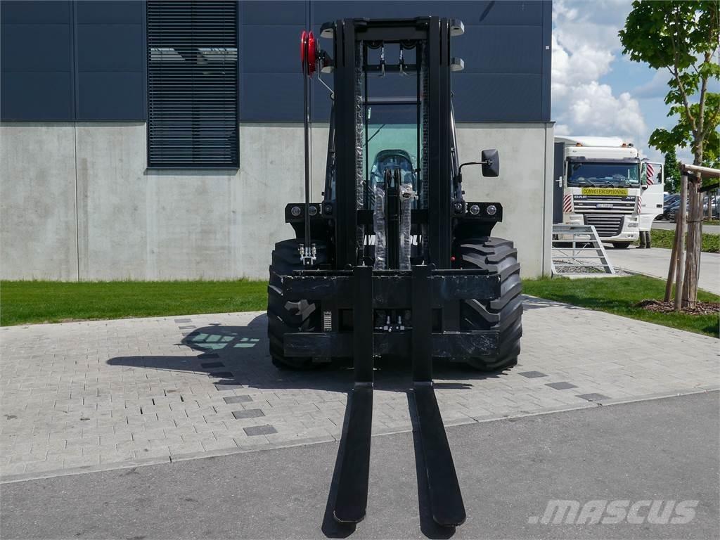 Manitou M 50-4 Terenski viličar