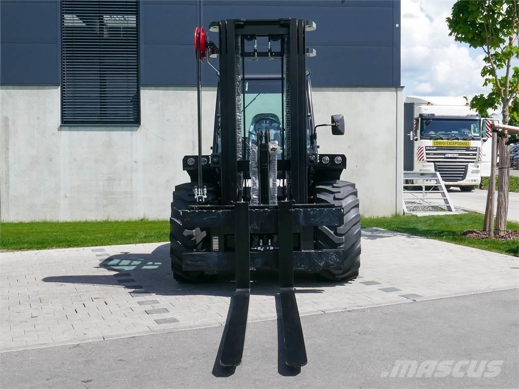 Manitou M 50-4 Terenski viličar
