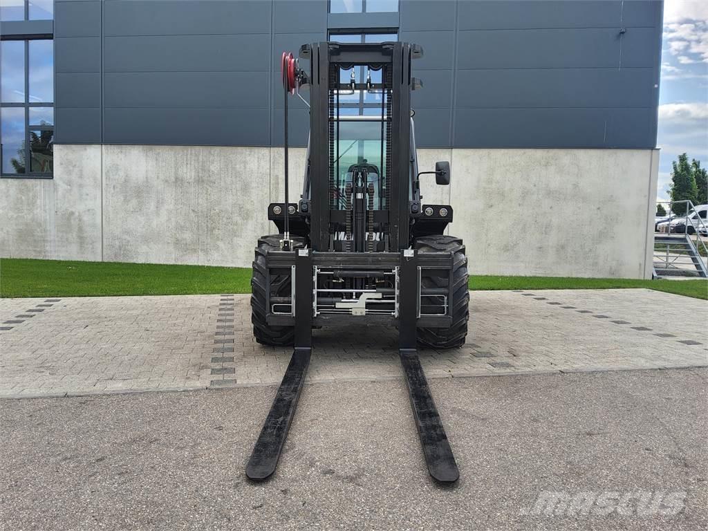Manitou M 50-4 Terenski viličar