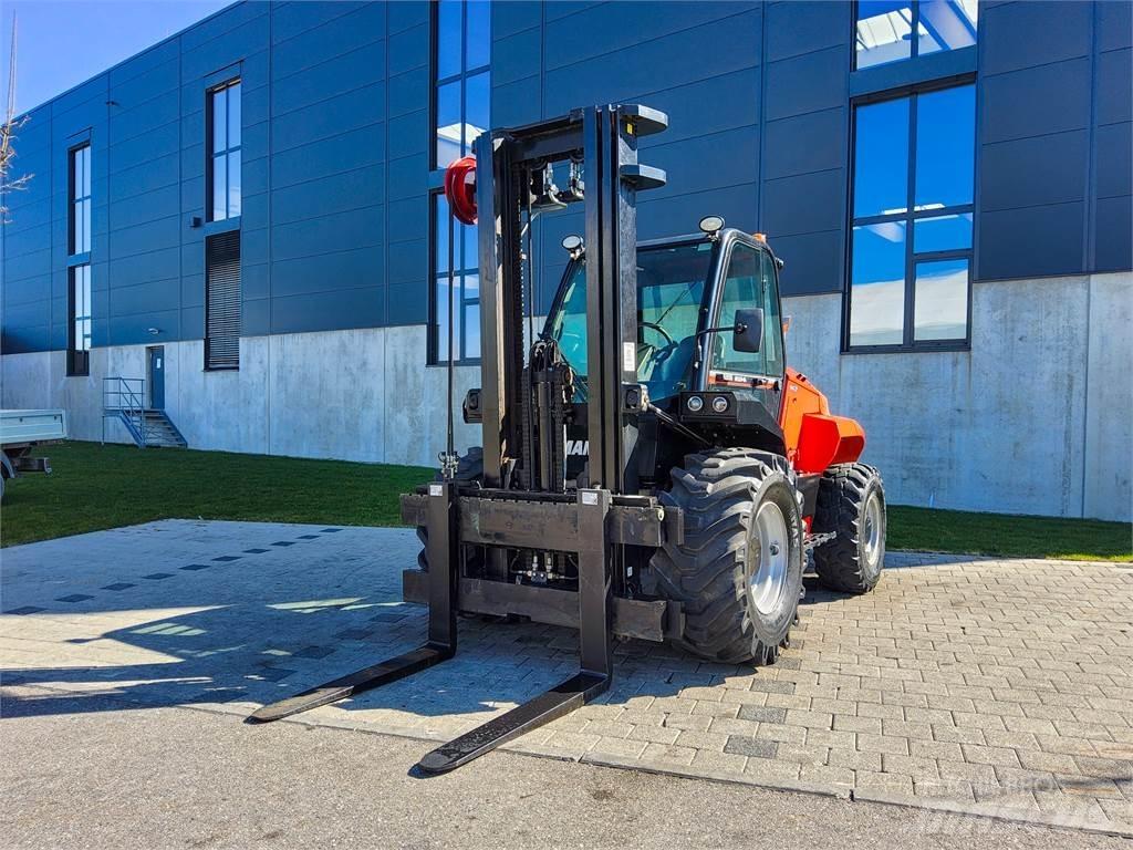 Manitou M 50-4 Terenski viličar
