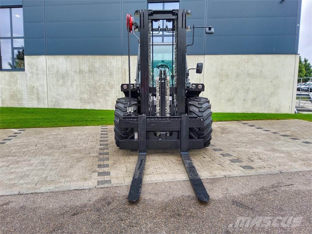 Manitou M 50-4 Terenski viličar