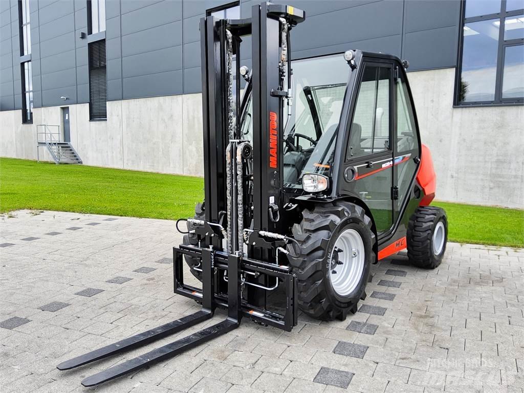 Manitou MC 25-4 Terenski viličar
