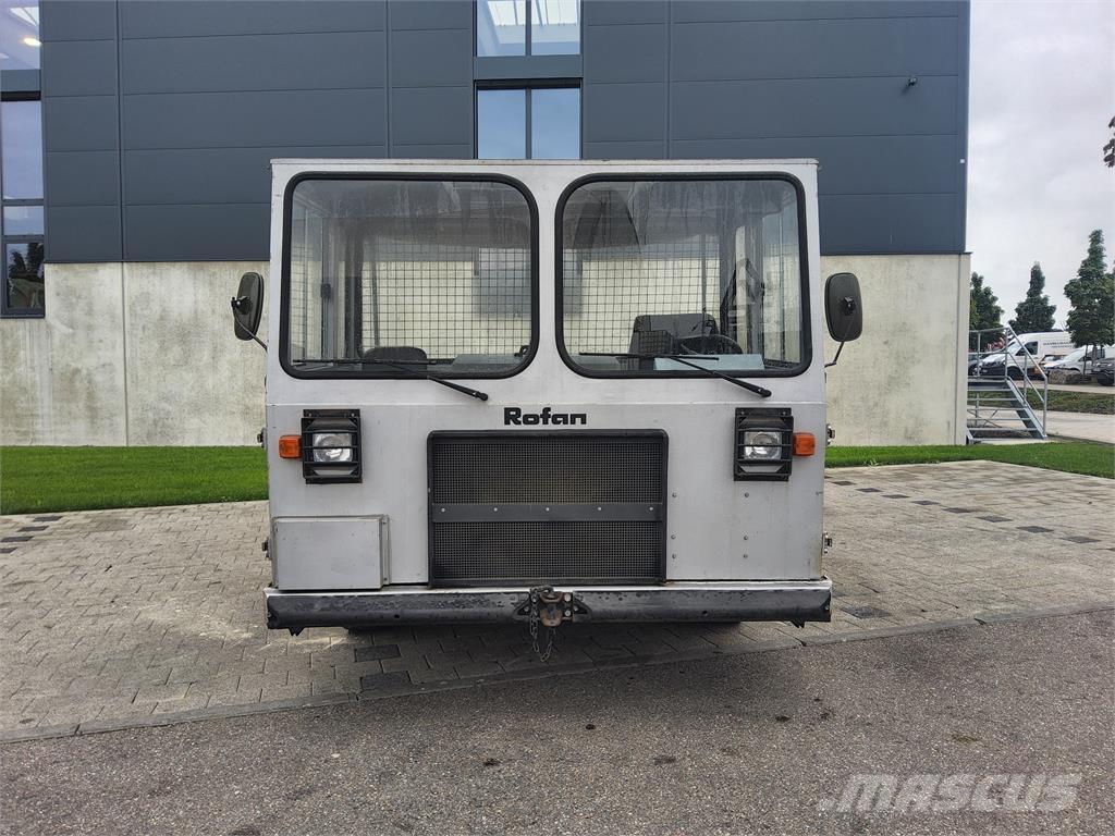 Rofan TPR-10 Vlečna vozila