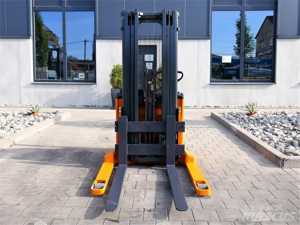 Still EGP 14 Ročni električni viličar